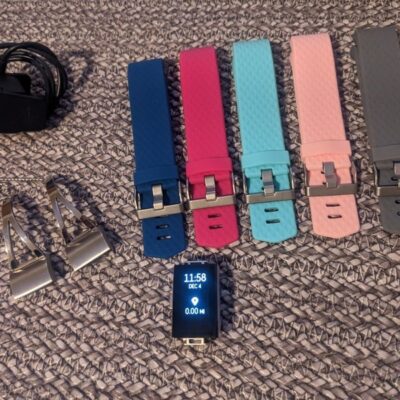 Fitbit Charge 2 Lot