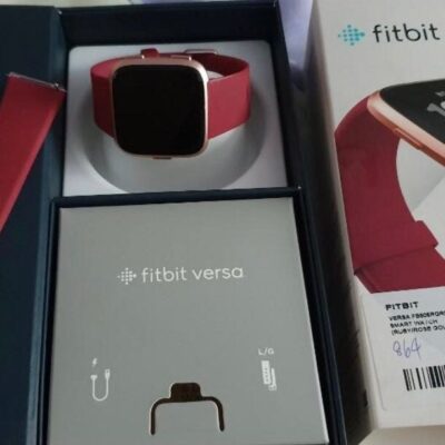 Fitbit Versa Smartwatch