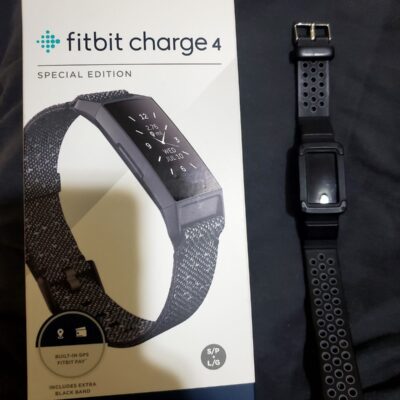 Fitbit charge 4