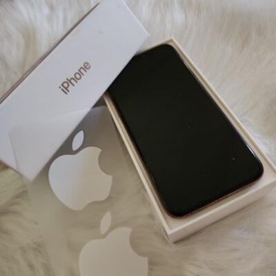 Apple iPhone XS 64 GB in Rose Gold