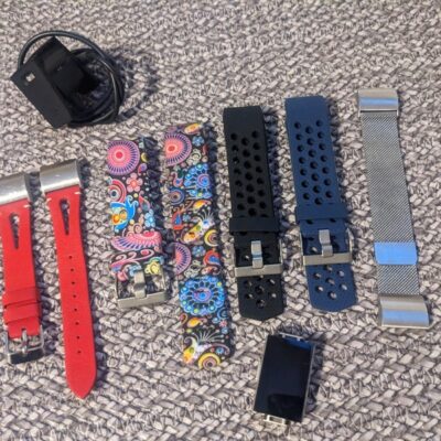 Fitbit Charge 2 Lot