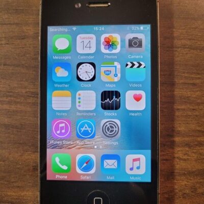 Apple iPhone 4S 32GB in Black for Unlocked