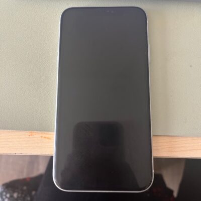 iPhone XR White 128GB