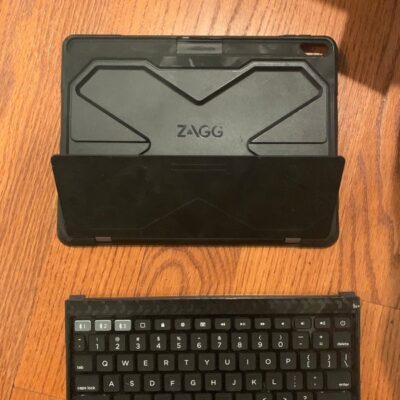 ZAGG ipad Stand & Keyboard