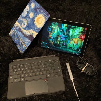 Microsoft Surface Go Tablet Bundle (1st Gen)