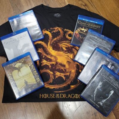 Game of Thrones Seasons 1-7 (+House of the Dragon Size M Shirt)