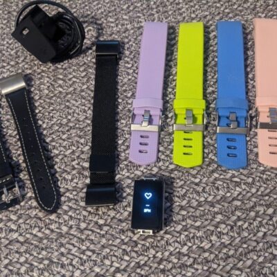 Fitbit Charge 2 Lot