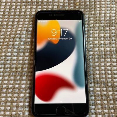 Apple iPhone 8 Plus 64 GB in Space Gray