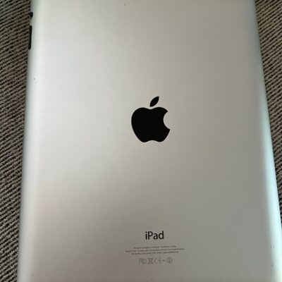 Apple iPad