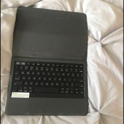ZAGG Blue tooth keyboard and Cover
