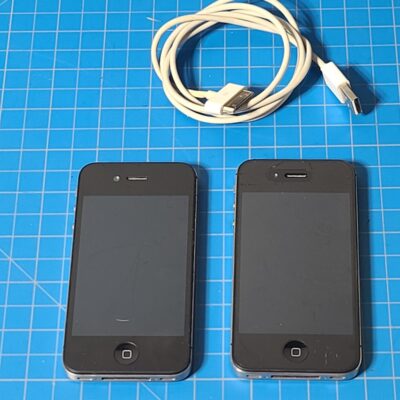 2 Apple iPhone 4s