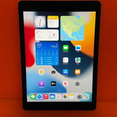 Apple iPad Air 2 – 16GB Wi-Fi Touch ID 9.7″ Tablet iOS 15 – Very Nice