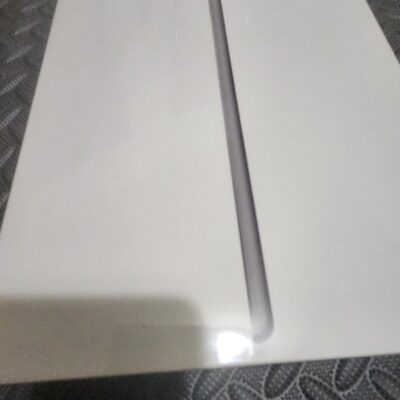 Apple 2021 iPad 9th Gen (10.2 inch, Wi-Fi + Cellular, 64GB) Space Gray (brandnew