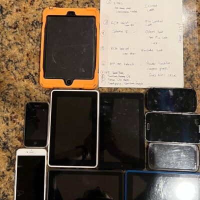 Lot Title: misc cellphone and tablet lot.  Selling the entire lot, Description i