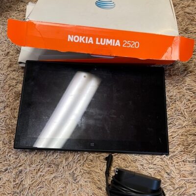 Nokia Lumia 2520 (AT&T) with Keyboard