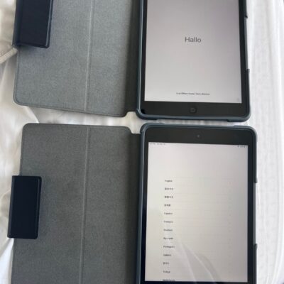 2 Apple iPad mini 2 read description