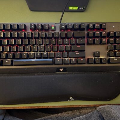 Razer Blackwidow Gaming Keyboard with free wrist pad