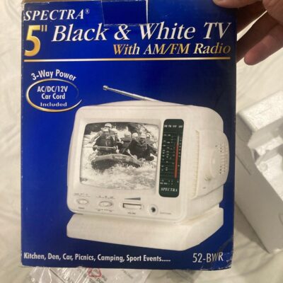 Spectra 5” Black and White TV