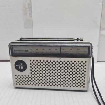 Vintage Panasonic Portable Radio AM FM