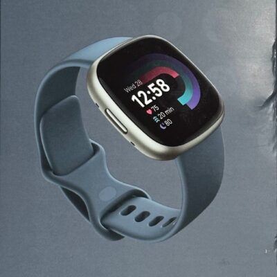 Fitbit Versa 4